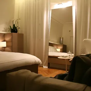 Cirque Deluxe Studio Parijs